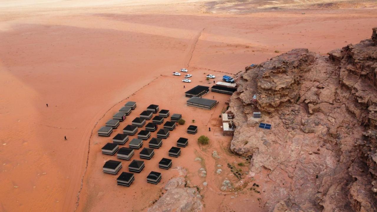 Hotel Salem Camp à Wadi Rum Extérieur photo