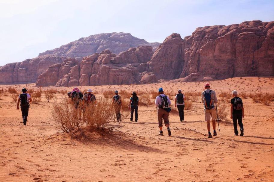 Hotel Salem Camp à Wadi Rum Extérieur photo