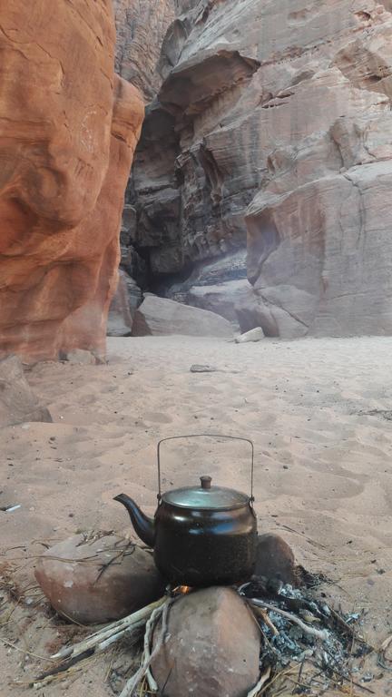 Hotel Salem Camp à Wadi Rum Extérieur photo