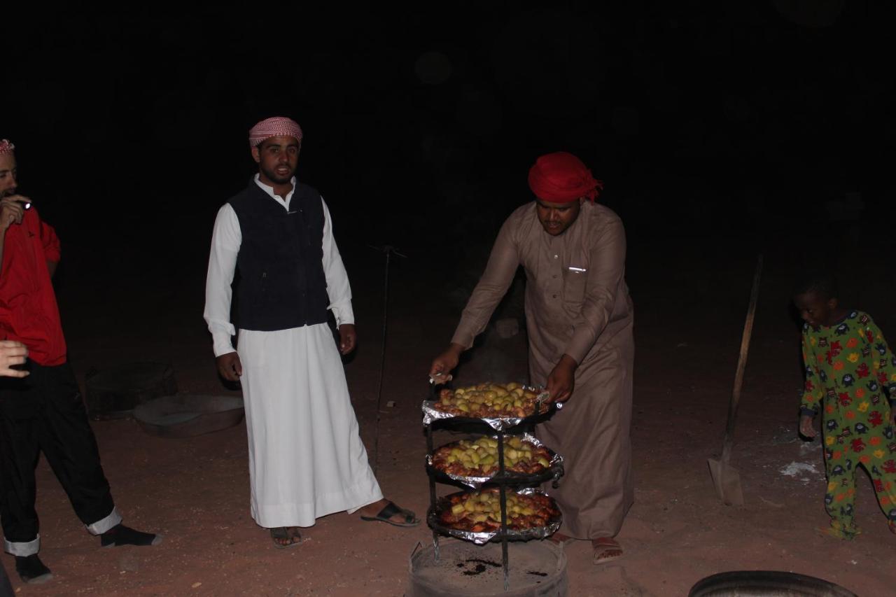Hotel Salem Camp à Wadi Rum Extérieur photo